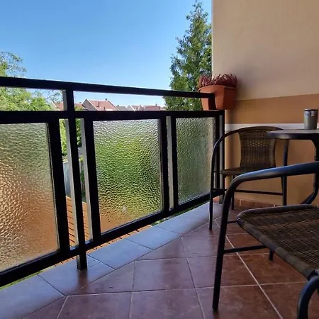 Boholand Lejlighed Eger